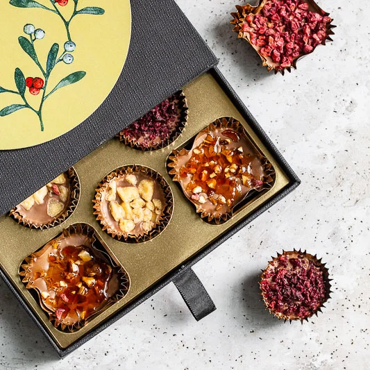 PRALINY GOLD CUPS Xmas P137393Z