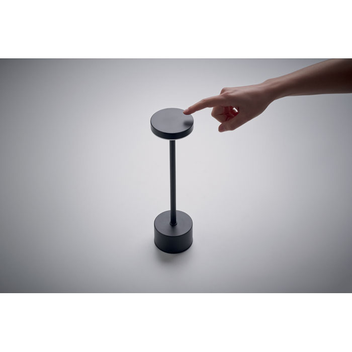 Aluminiowa lampa stołowa P147555O