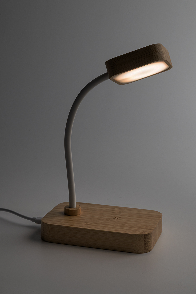 Lampa biurkowa z ładowarką bezprzewodową P150146D