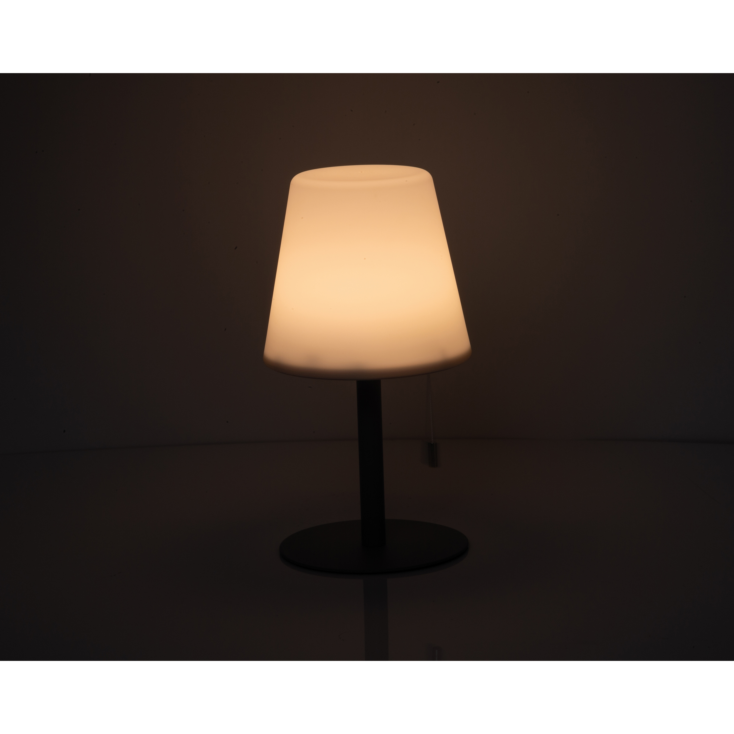 Lampka zmieniająca kolory CARL P151023K
