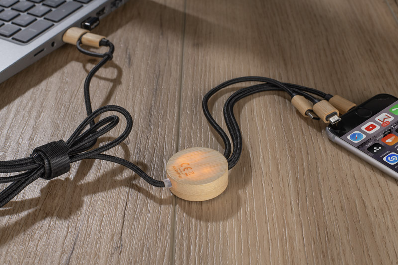 Kabel USB 4 w 1 GLOWIK P151594A