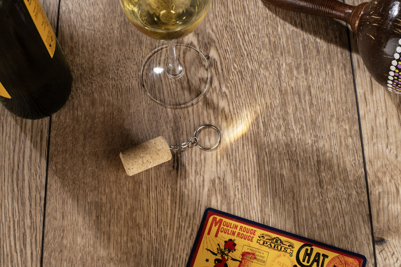 Brelok WINE P152156A
