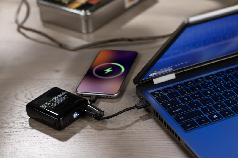 Powerbank LUMERO 10000 mAh 22,5W P152179A
