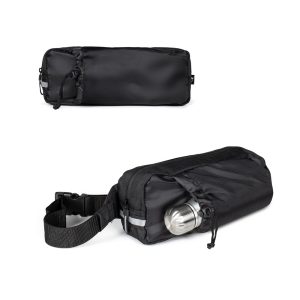 DELFOS POUCH SHINY. Torba biodrowa z 300D poliestru pochodzącego (błyszczące wykończenie) i 600D poliestru pochodzącego z elementami odblaskowymi P152770S