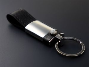 Brelok z Kamieniem księżycowym P064920J 
