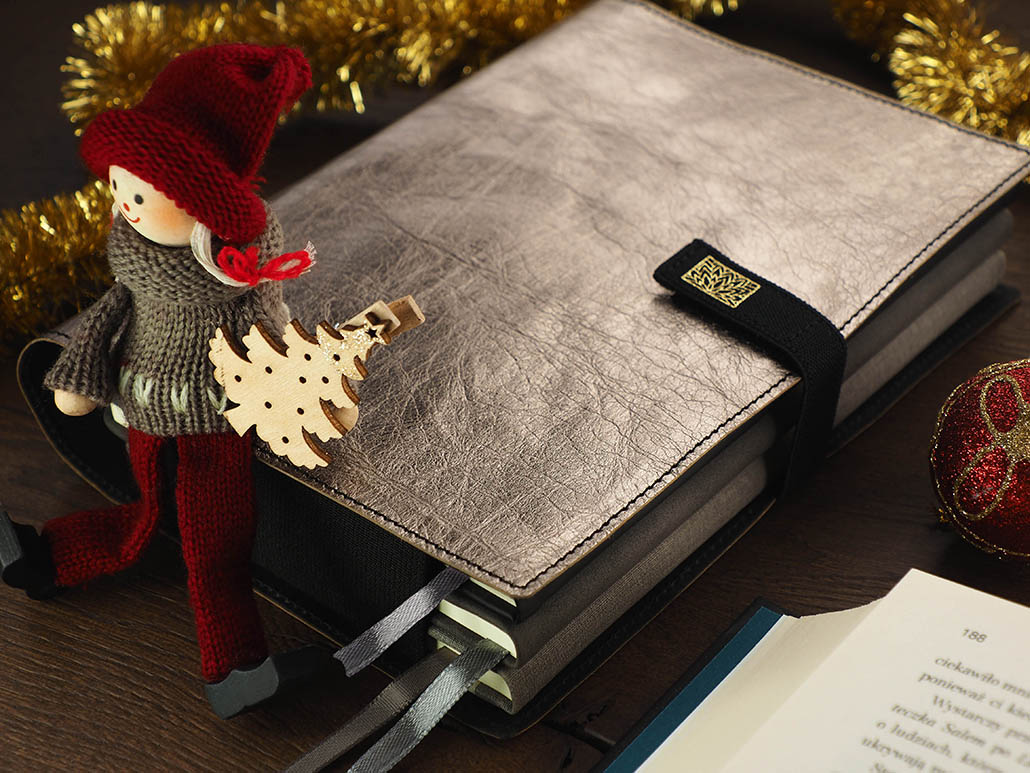 Etui na książkę P064854J JA-1758265
