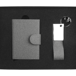 Zestaw portfel RFID i brelok P065377J 