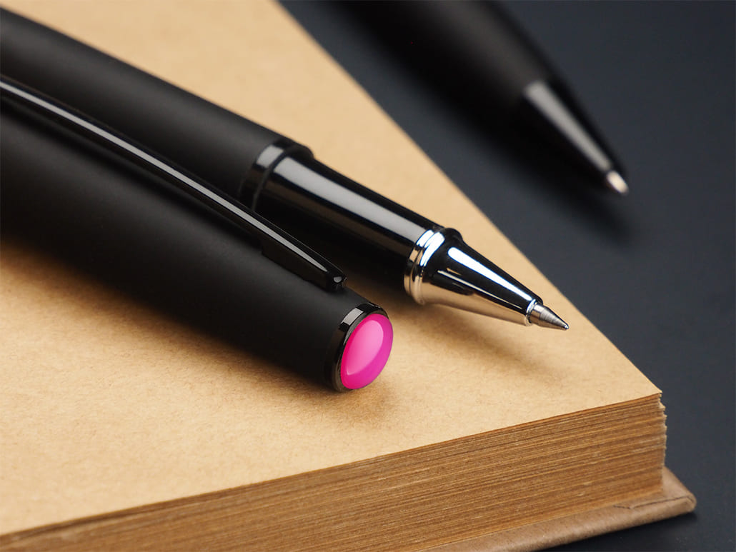 Zestaw piór z Agatem Magenta P109653J