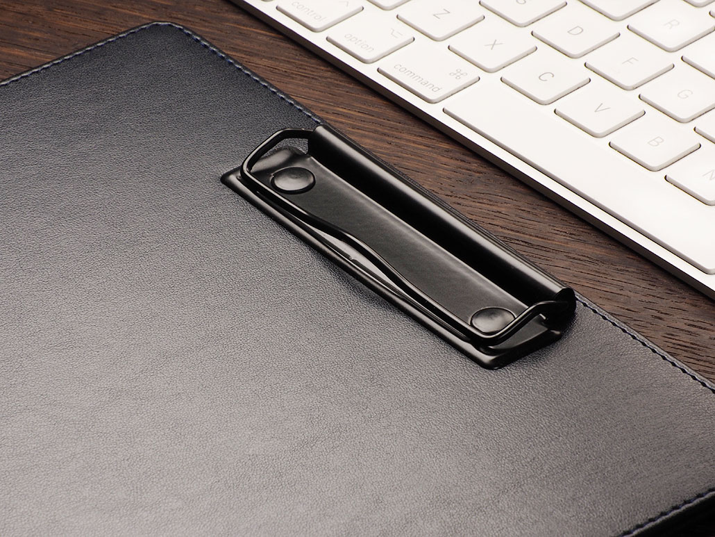 Clipboard P133911J