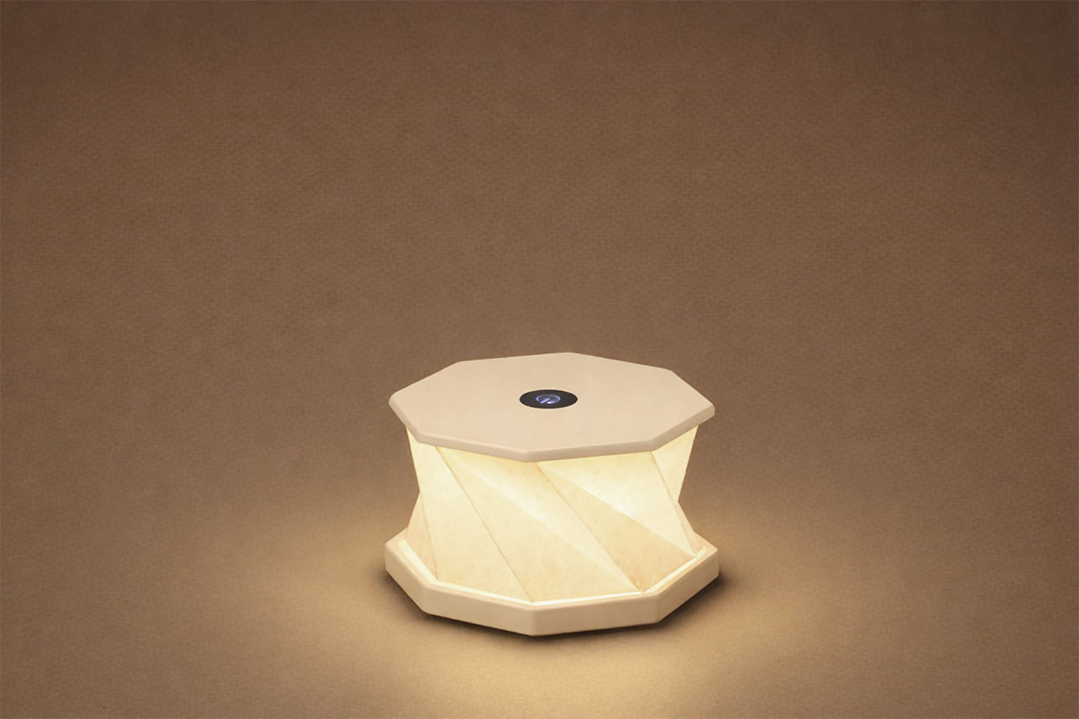 Lampka składana AMBIENT USB-C P149244J