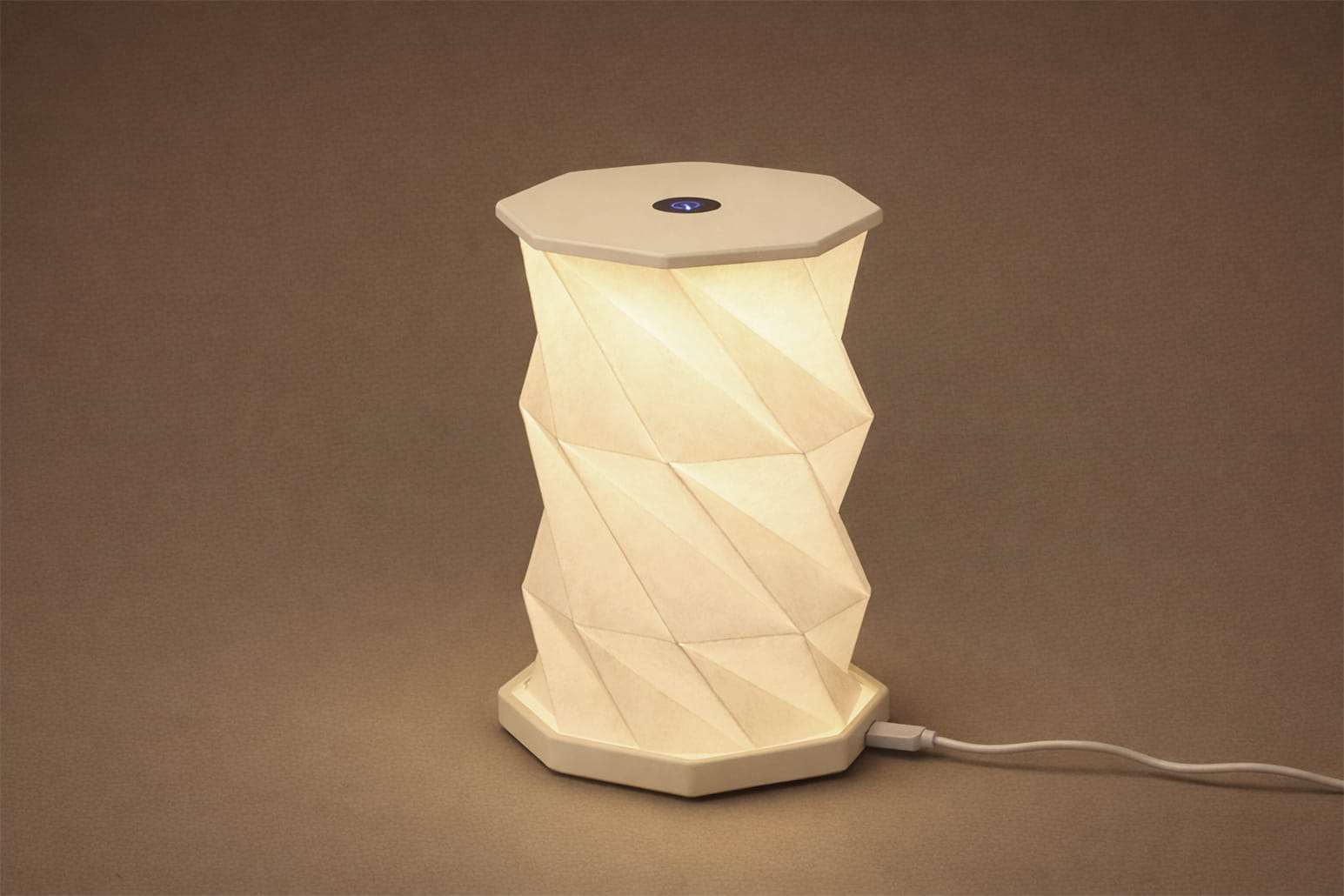 Lampka składana AMBIENT USB-C P149244J