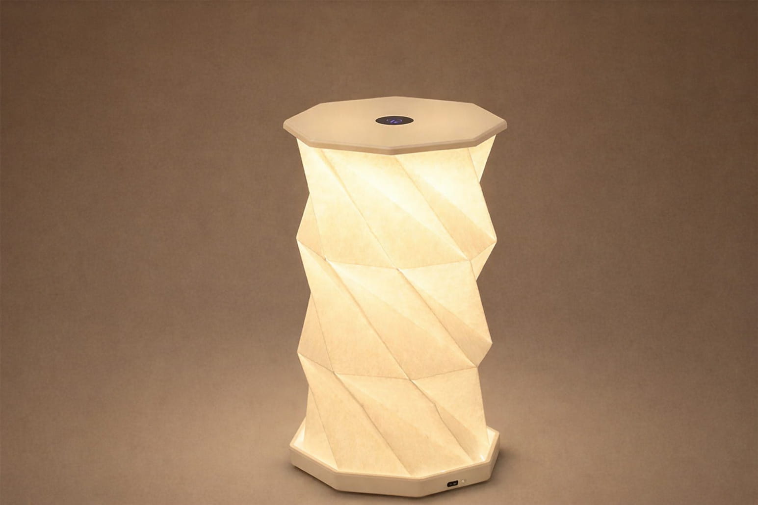 Lampka składana AMBIENT USB-C P149244J