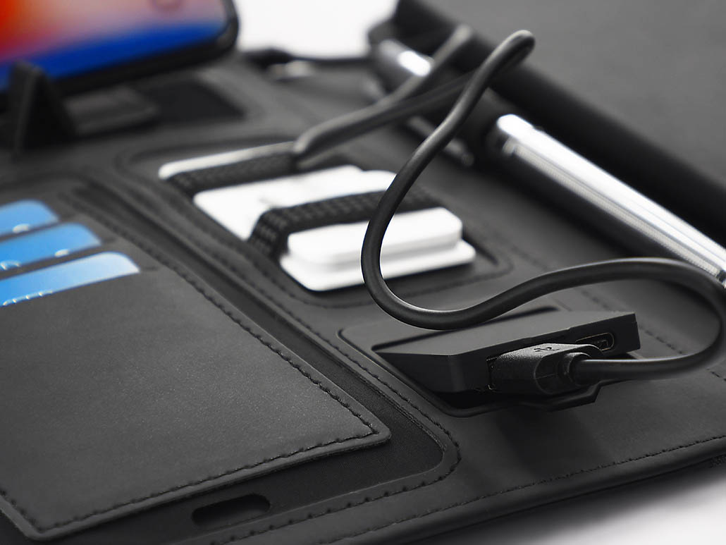 Organizer z Power Bankiem HERMANO P049821J
