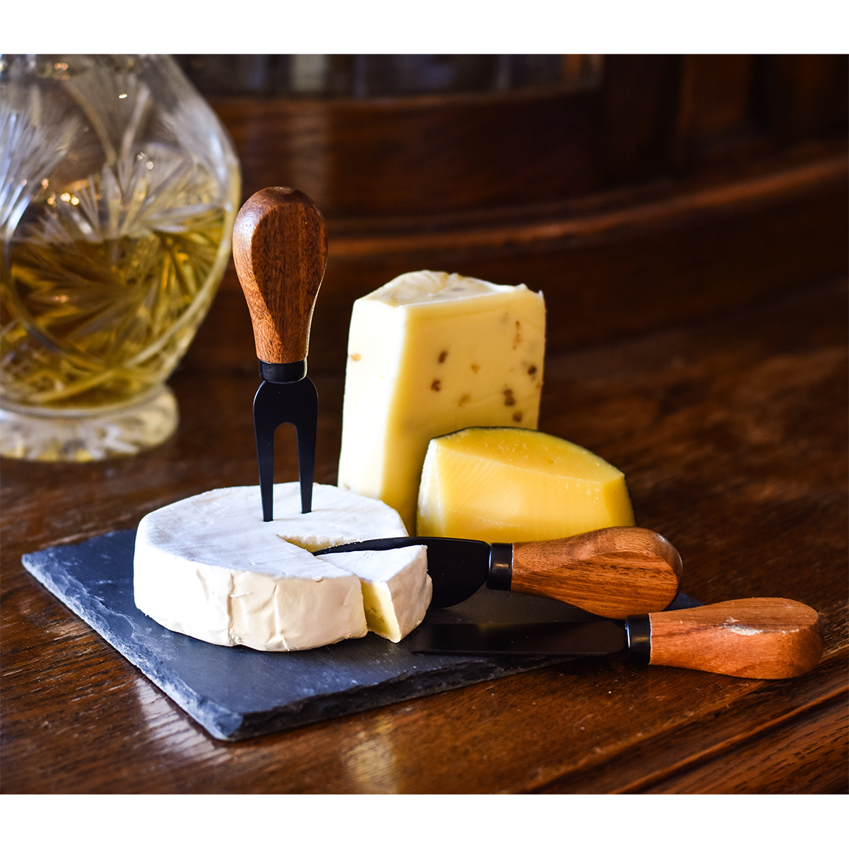 Zestaw do serwowania serów Queso P135203R 8 Zestaw do serwowania serów Queso P135203R