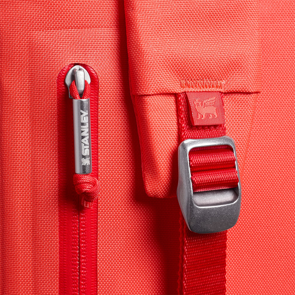 Stanley plecak termiczny All-Day Madeleine Midi 14L Hot Coral P154762P