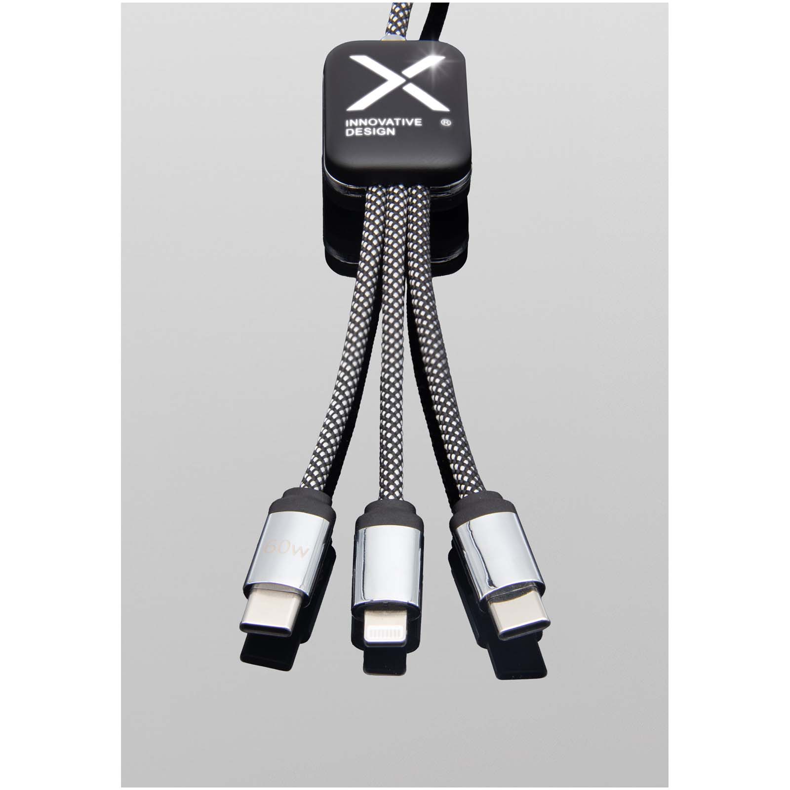 SCX.design C33 kabel do ładowania typu C o mocy 60 W z podwójnym podświetlanym logo P158107C