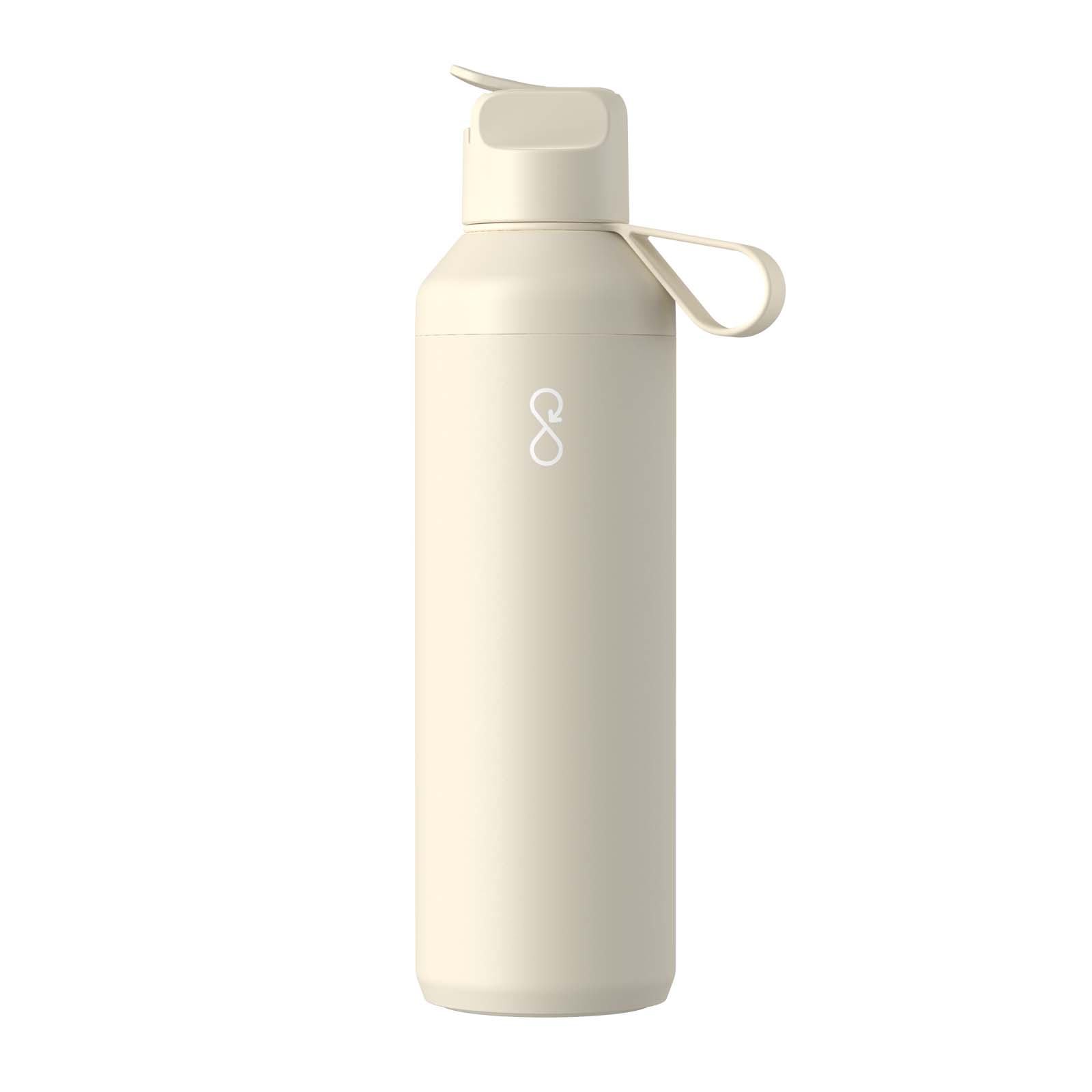Bidon Ocean Bottle Peak GO 710 ml z recyklingowanej stali nierdzewnej P159981C PFC-100940-W Bidon Ocean Bottle Peak GO 710 ml z recyklingowanej stali nierdzewnej P159981C PFC-100940-W