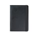 BRAM. Etui na paszport wykonane z poliuretanu, zamykane na gumkę i wyposażone w liczne kieszenie P177460S 