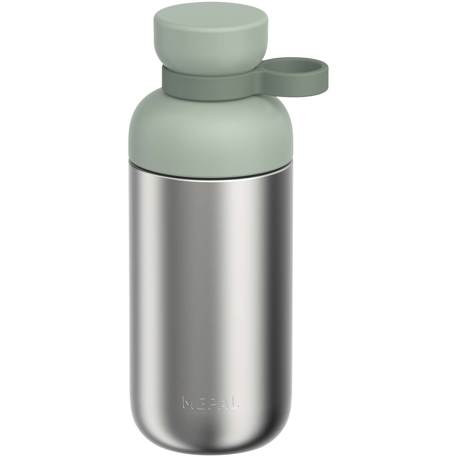 Butelka na wodę Mepal Vita 500 ml wykonana ze stali nierdzewnej z recyklingu P179325C szałwiowy zielony Butelka na wodę Mepal Vita 500 ml wykonana ze stali nierdzewnej z recyklingu P179325C szałwiowy zielony