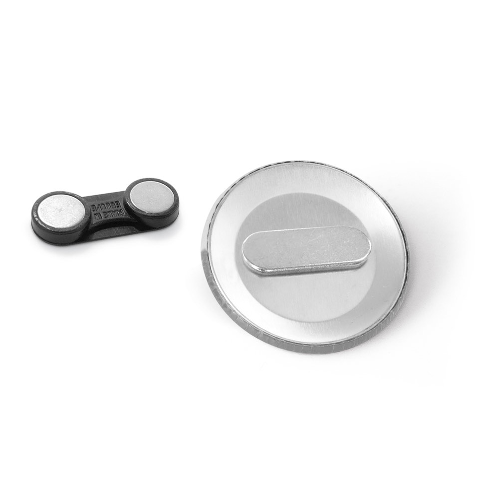 Button P'IN 8. Button P'IN 8. Okrągła przypinka z podwójnym zapięciem magnetycznym P179769S
