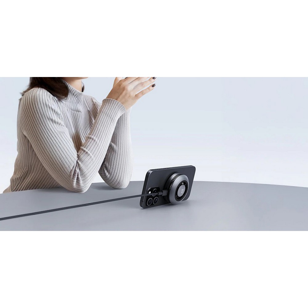 Magnetyczna ładowarka bezprzewodowa 15W z wentylatorem Aukey P178132X