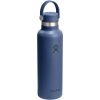 Hydro Flask Standard Mouth 621 ml – termoizolowana butelka na wodę ze stali nierdzewnej, z pokrywką ze słomką. P181618C środkowy niebieski