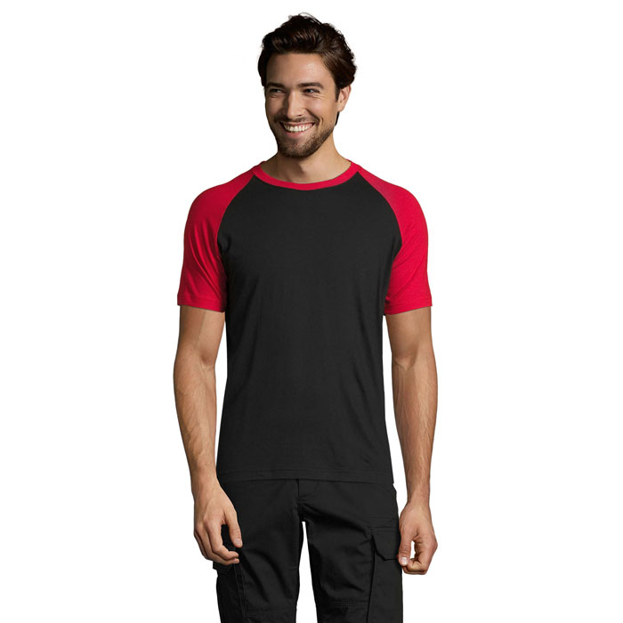 FUNKY MEN 2 COLOUR T-SHIRT P189083O negro / rojo FUNKY MEN 2 COLOUR T-SHIRT P189083O negro / rojo